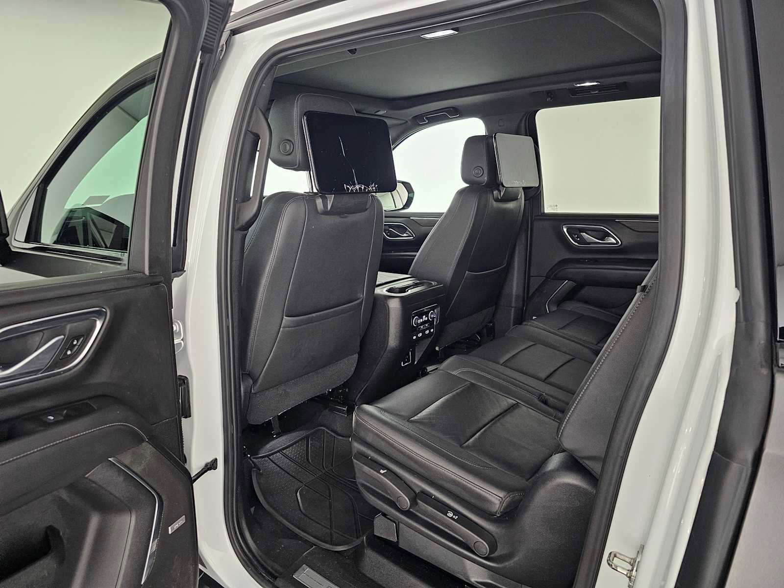 Used 2021 Chevrolet Suburban LT w/ Rear Media and Nav Package AWD/4WD image 17