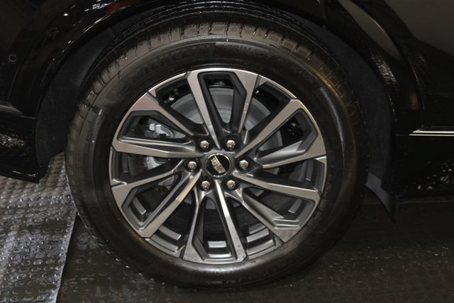 New 2026 Cadillac Lyriq Premium Sport AWD/4WD image 41