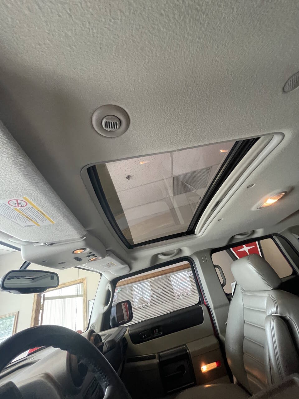 Used 2004 HUMMER H2 AWD/4WD image 16