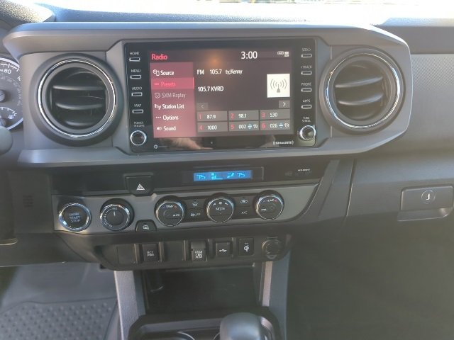 Used 2023 Toyota Tacoma TRD Off-Road image 9