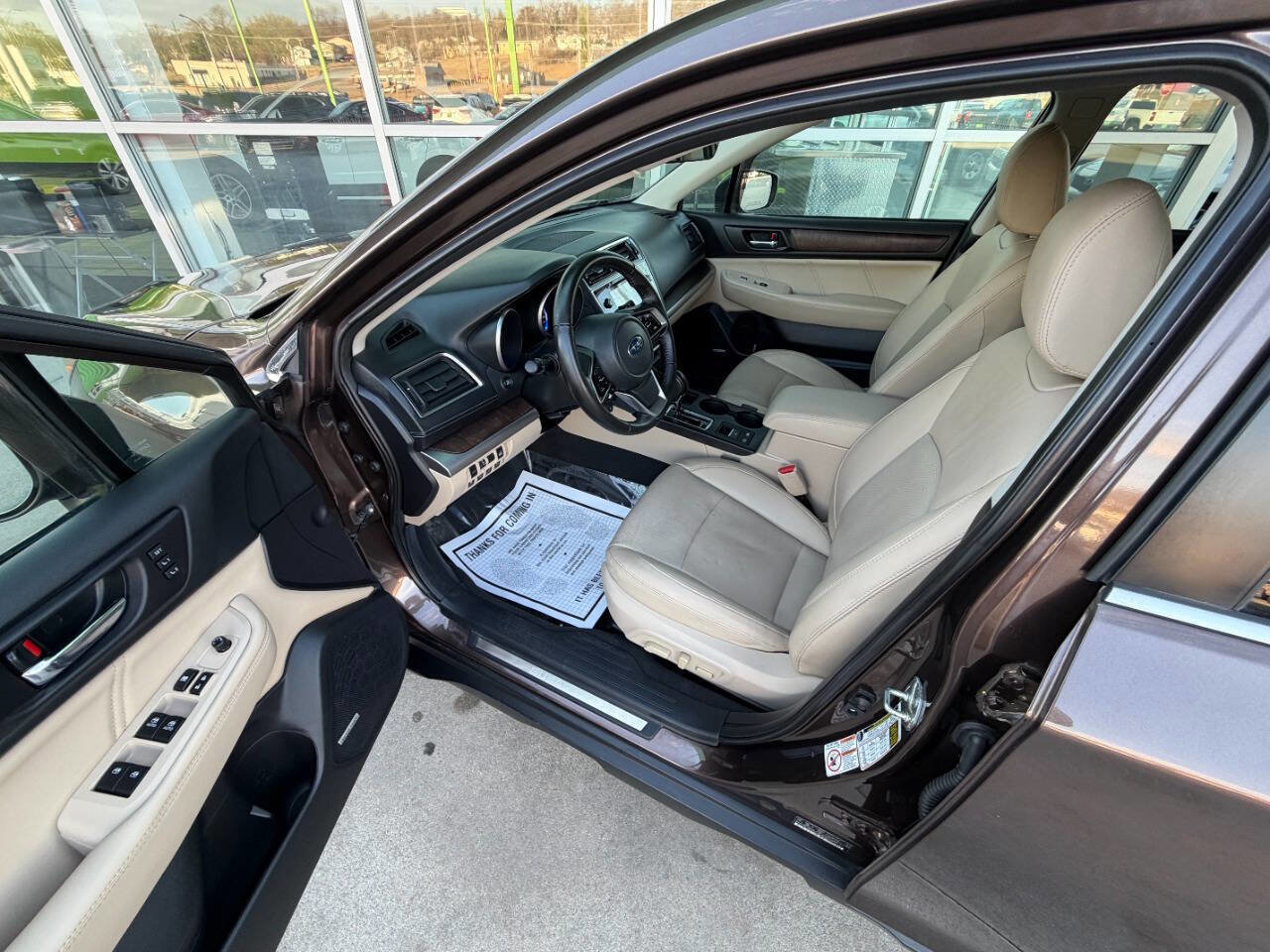 Used 2019 Subaru Outback 2.5i Limited w/ Popular Package #2 image 9