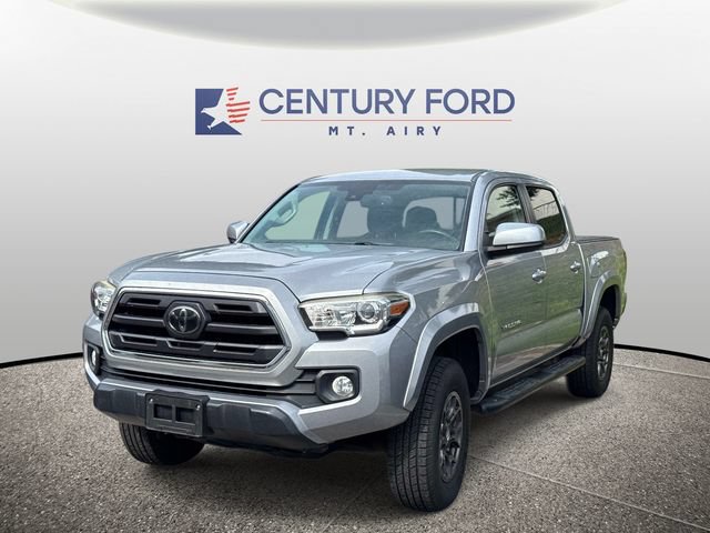 Used 2018 Toyota Tacoma SR5 w/ Four Season Floor Mat Package AWD/4WD image 3