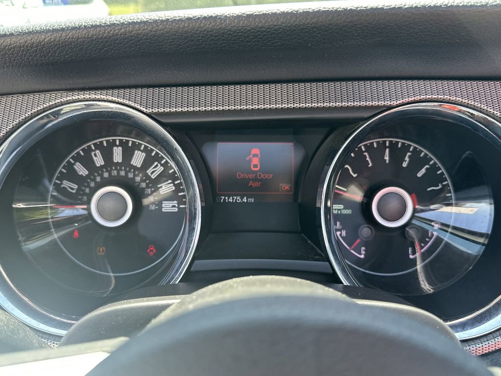 Used 2014 Ford Mustang GT Premium image 22