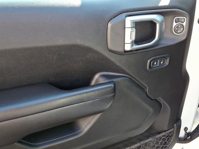 Used 2018 Jeep Wrangler Unlimited Sport S AWD/4WD image 12