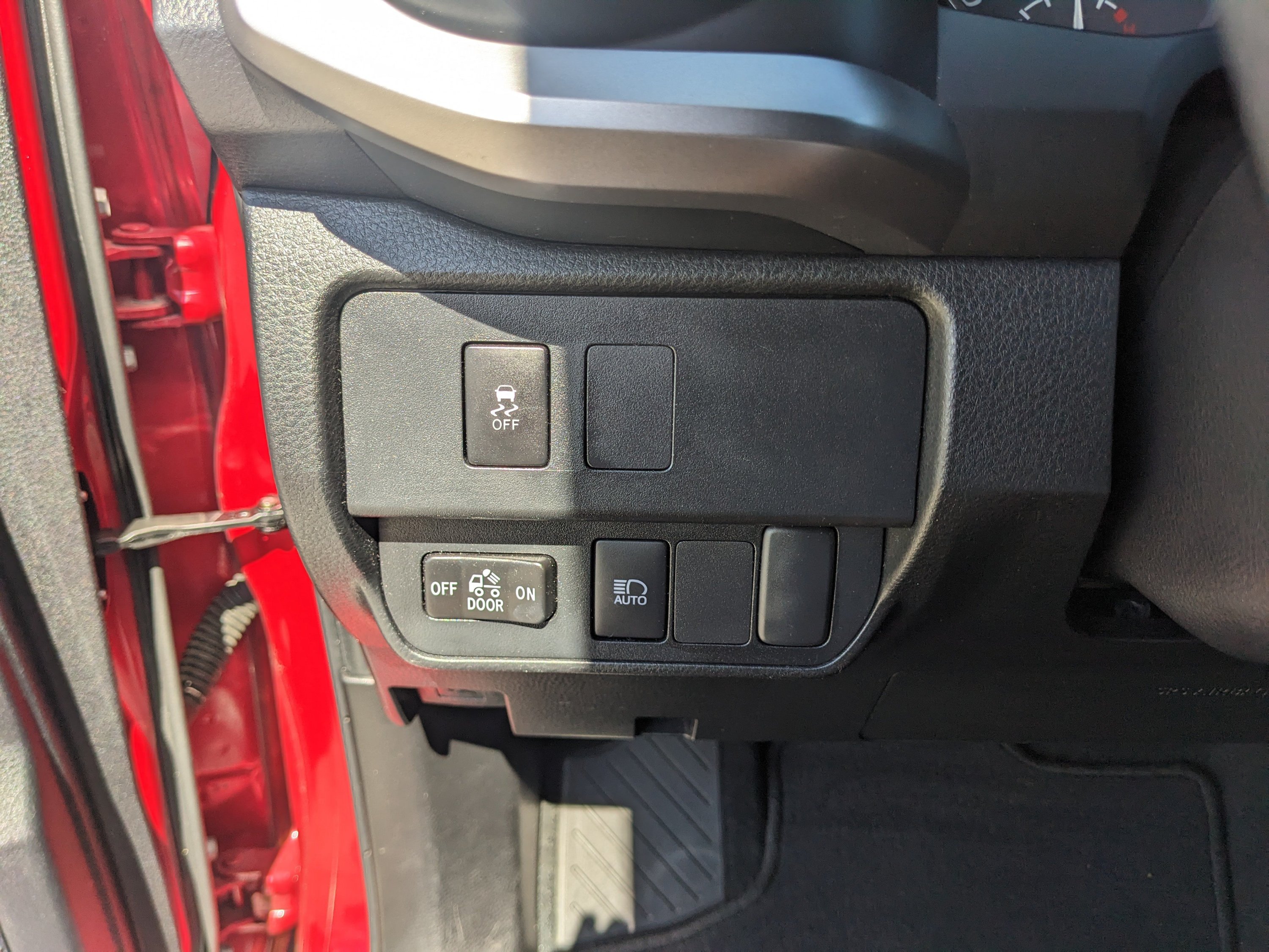 Used 2023 Toyota Tacoma SR5 RWD image 30
