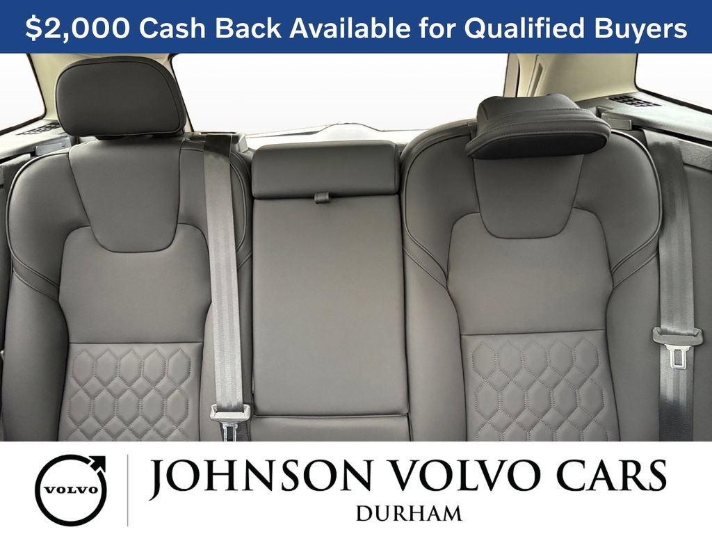 New 2026 Volvo XC60 B5 Plus w/ Protection Package Premier AWD/4WD image 25