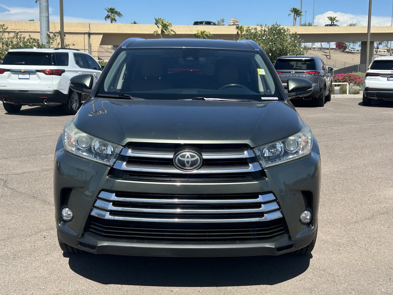 Used 2017 Toyota Highlander Limited FWD image 8