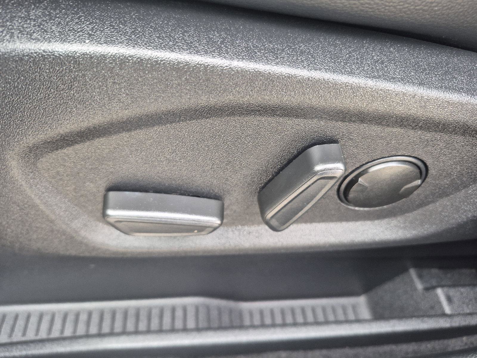 Certified 2024 Ford Edge SEL image 12