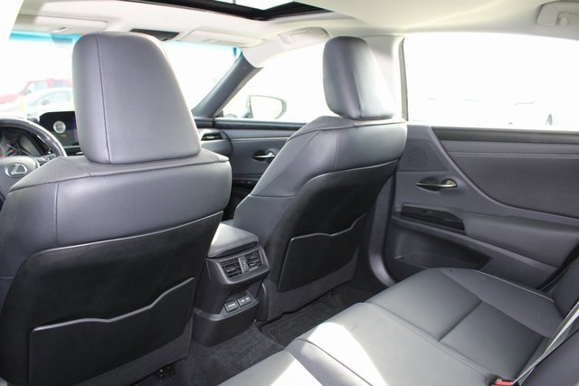 Certified 2023 Lexus ES 350 w/ Premium Package image 11
