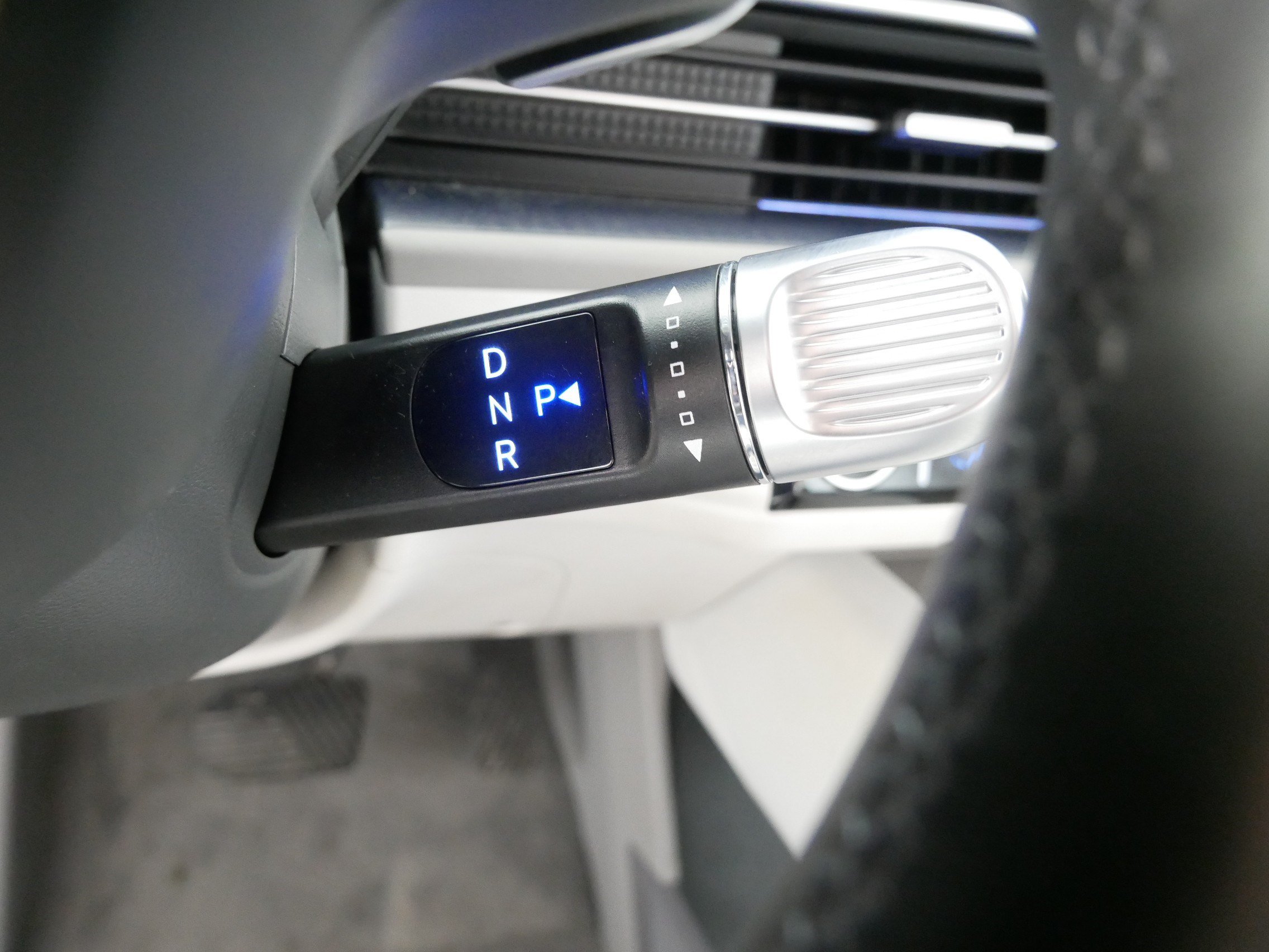 Used 2024 Hyundai Ioniq 6 SEL AWD/4WD image 24
