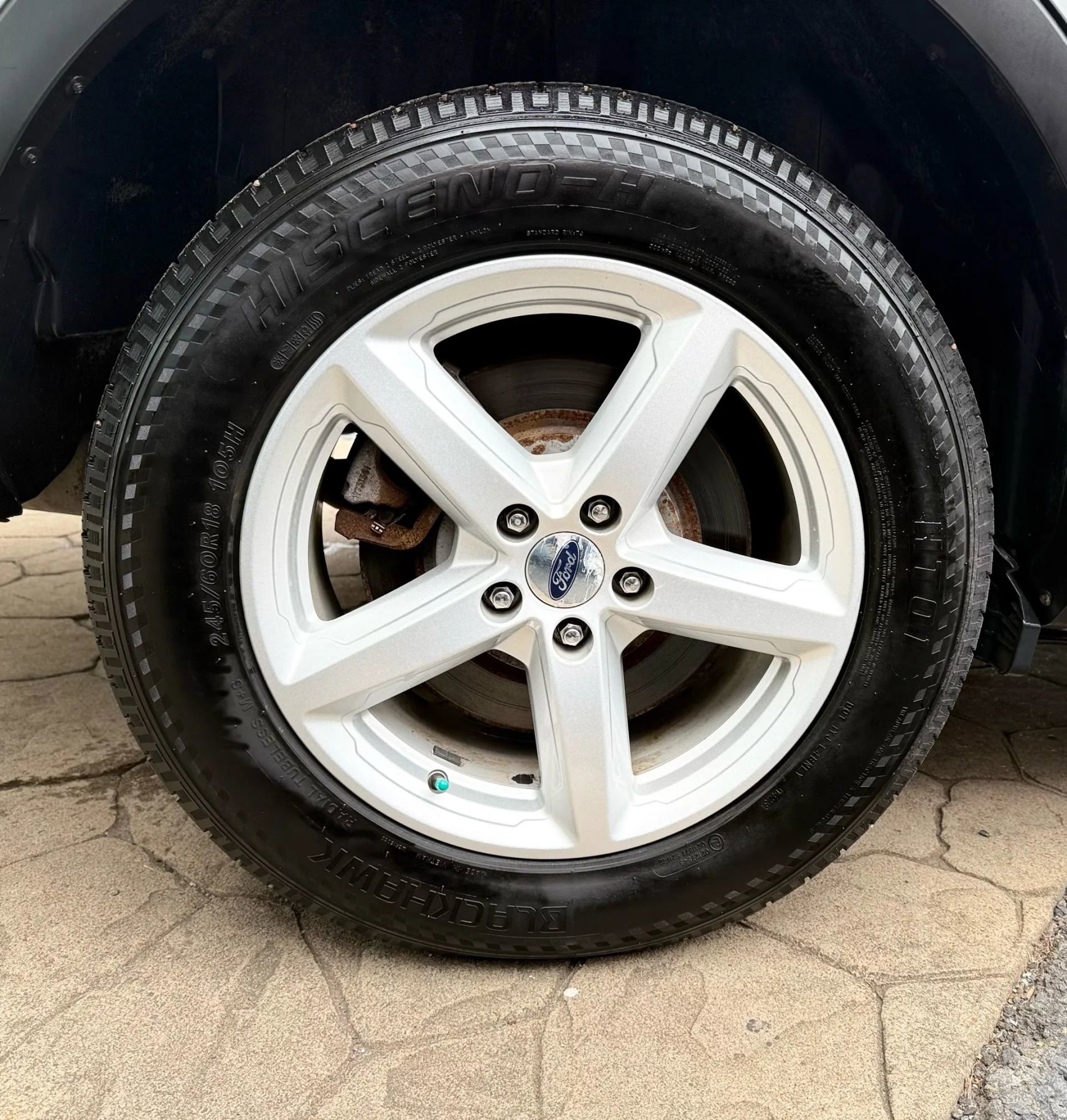 Used 2016 Ford Explorer XLT image 65