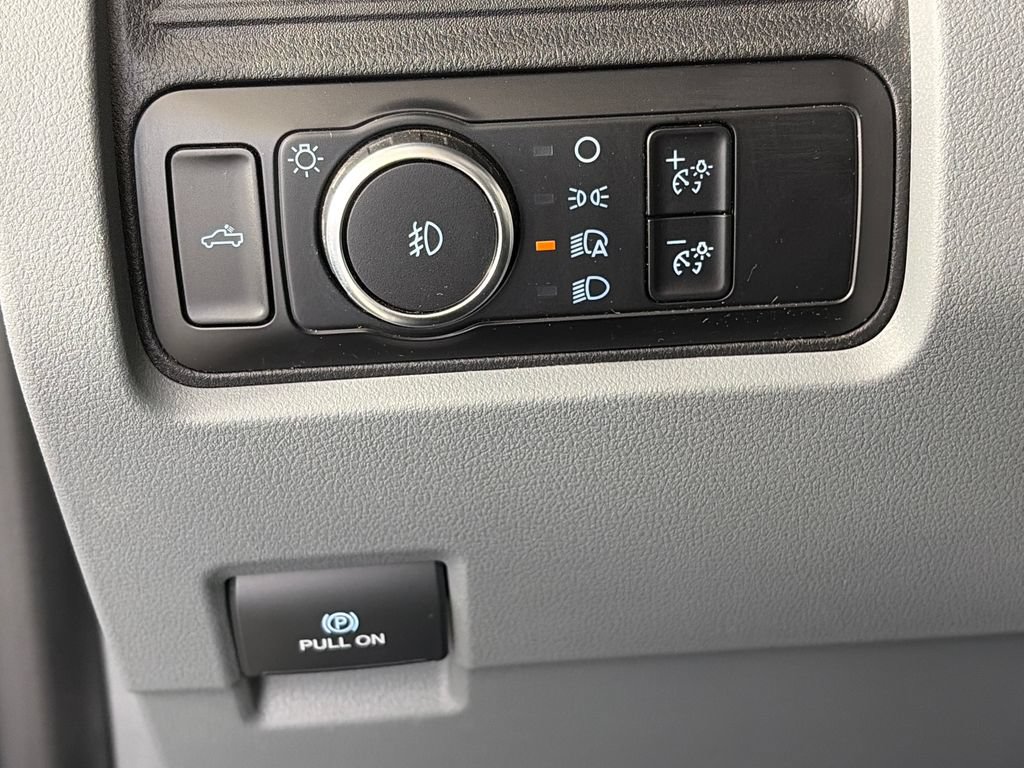 Certified 2025 Ford F250 XLT AWD/4WD image 23