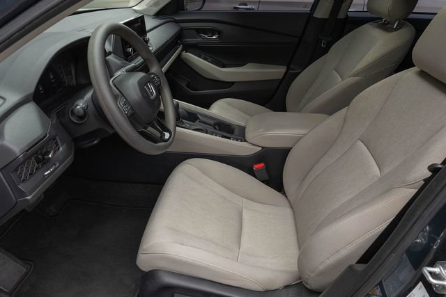 Used 2023 Honda Accord EX image 2