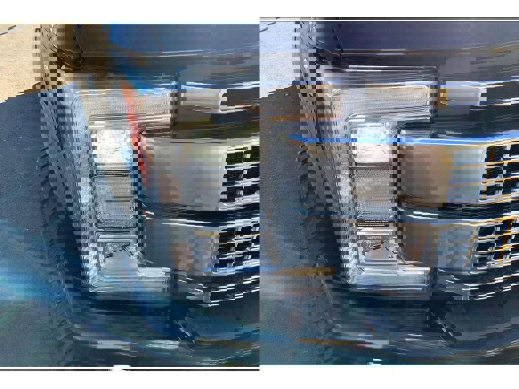 Used 2017 Ford F350 Platinum w/ Platinum Ultimate Package image 30