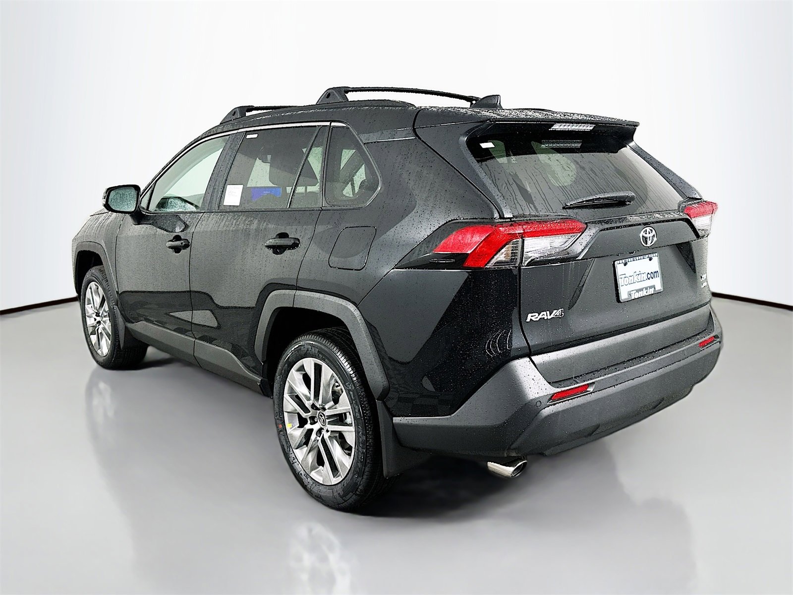 New 2025 Toyota RAV4 XLE Premium image 5
