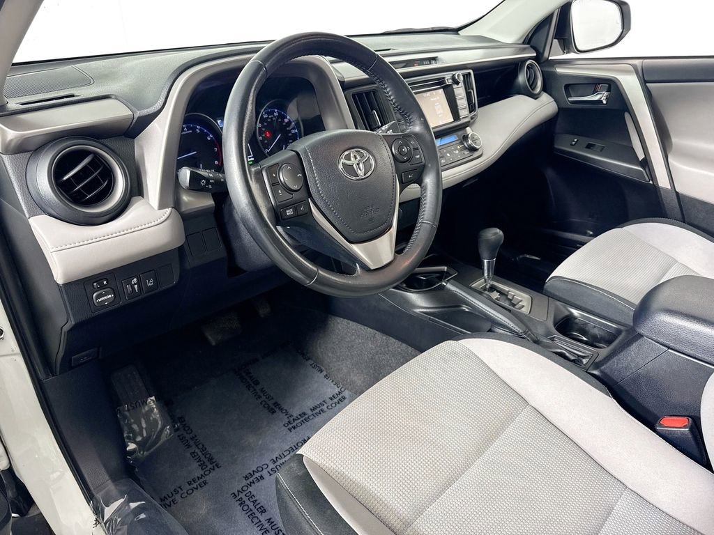 Used 2018 Toyota RAV4 XLE w/ Plus Extra Value Package FWD image 9