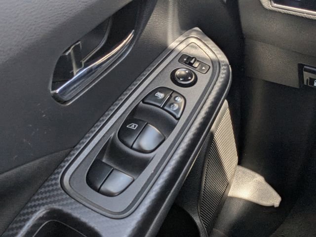 Used 2021 Nissan Versa SV FWD image 19