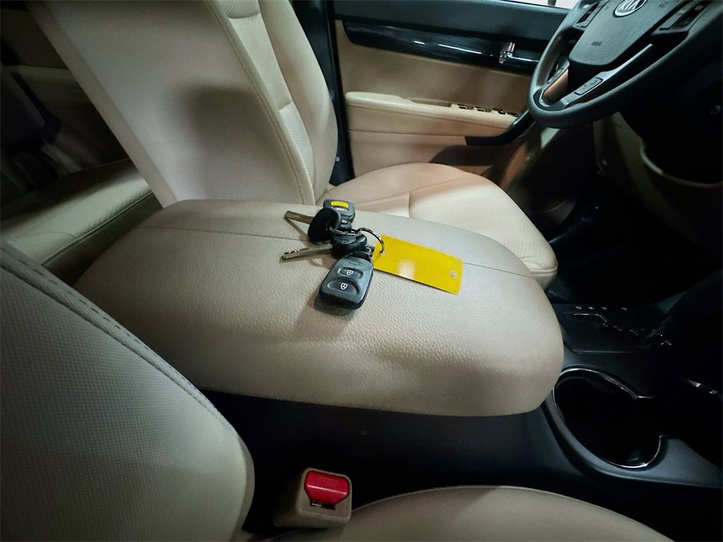 Used 2012 Kia Sorento LX w/ Convenience Pkg image 38