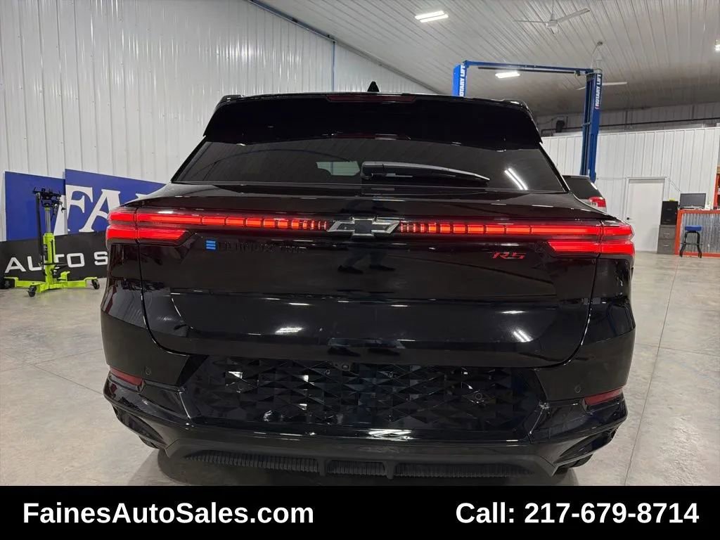 Used 2024 Chevrolet Equinox EV RS AWD/4WD image 13