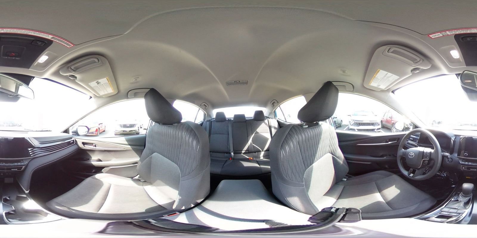 Used 2025 Toyota Camry LE image 41