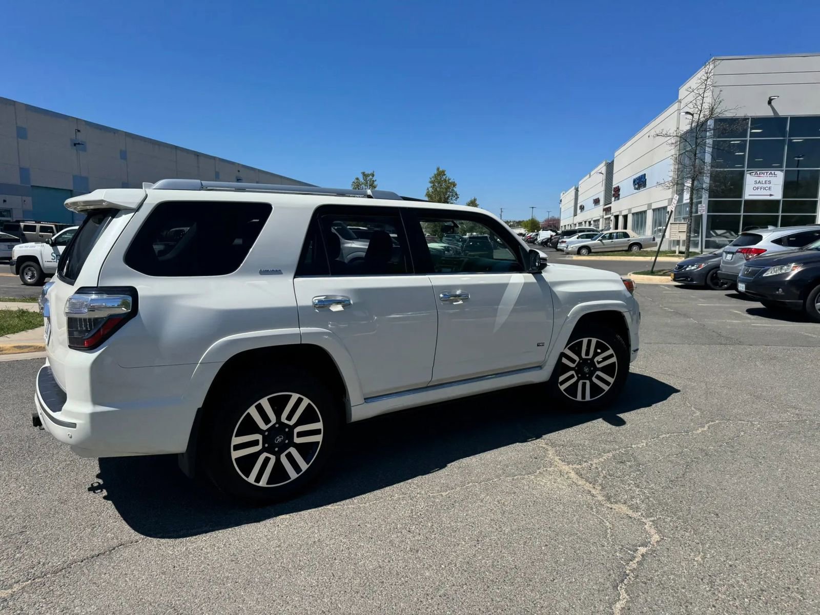 Used 2017 Toyota 4Runner Limited image 16