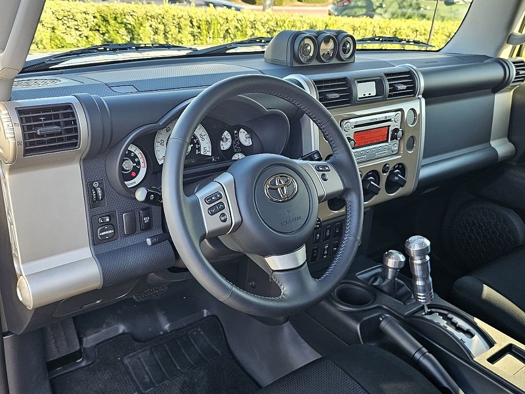 Used 2014 Toyota FJ Cruiser 4WD w/ Upgrade Package image 26