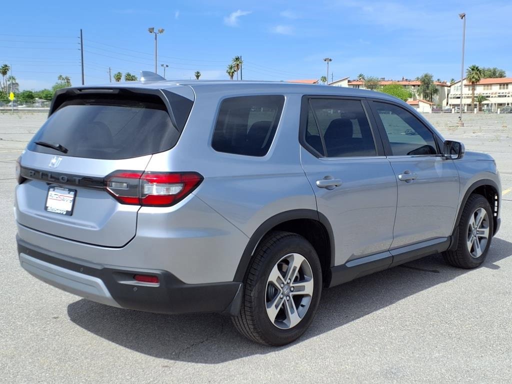 Used 2023 Honda Pilot EX-L image 5