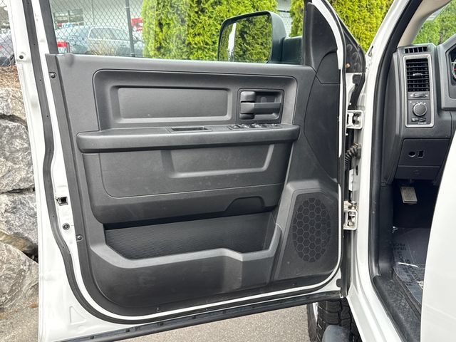 Used 2018 RAM 2500 Tradesman w/ Chrome Appearance Group AWD/4WD image 17
