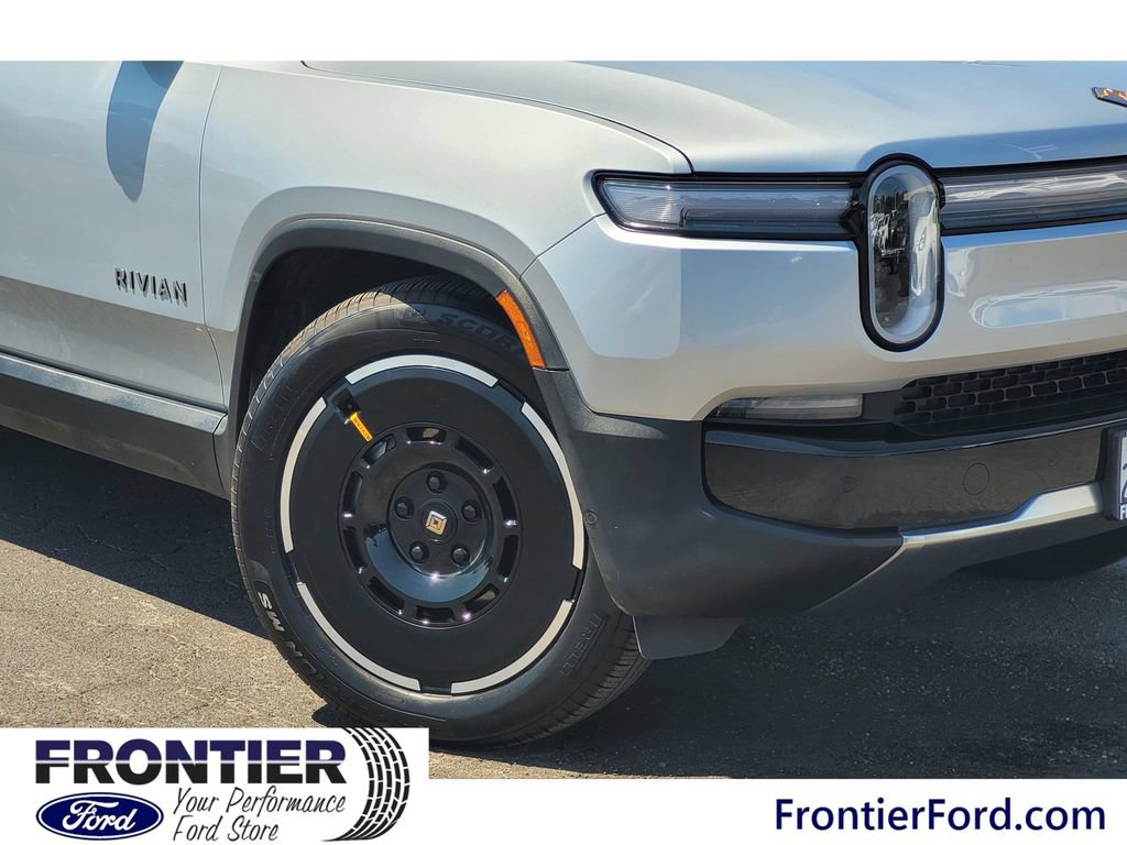 Used 2025 Rivian R1T Adventure AWD/4WD image 6