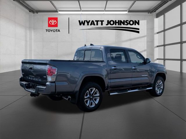 Used 2016 Toyota Tacoma Limited w/ Towing Package AWD/4WD image 5