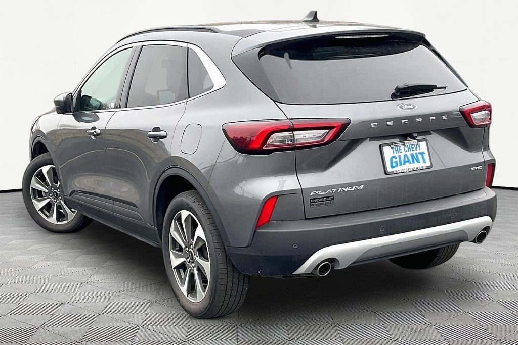 Used 2024 Ford Escape Platinum image 4