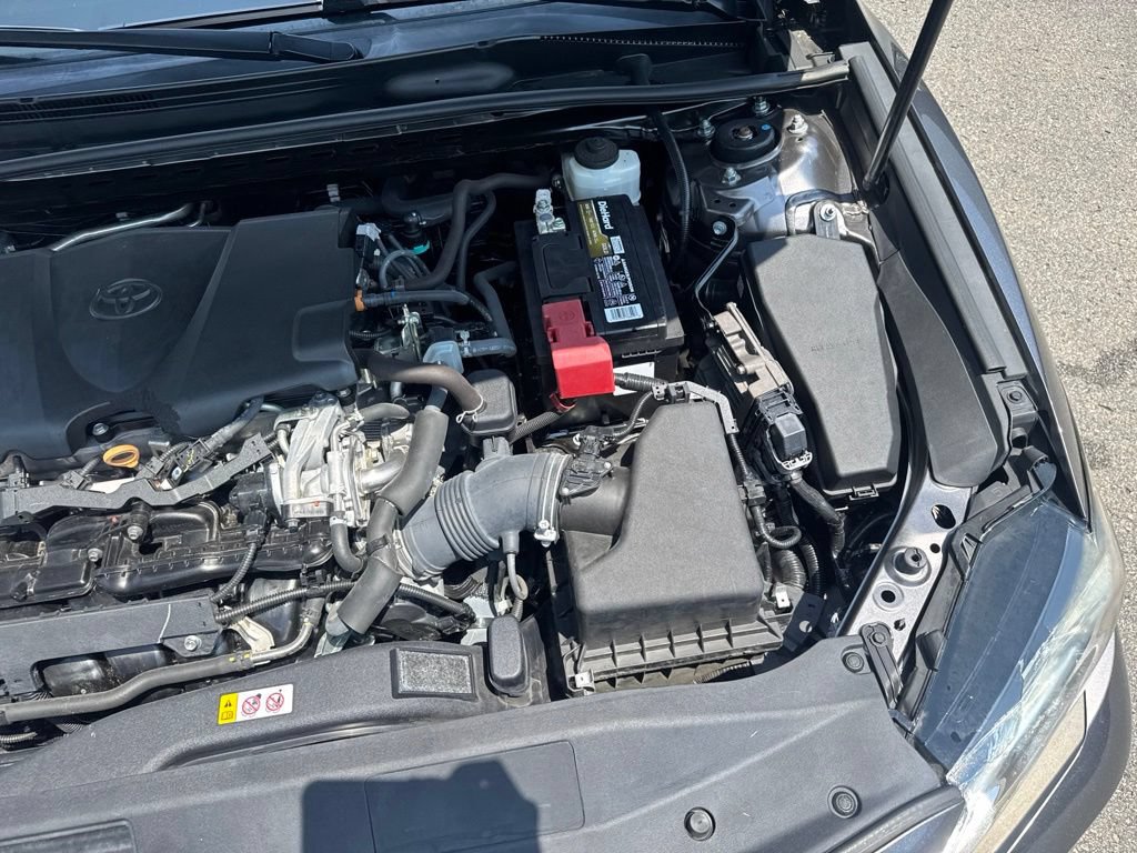 Used 2020 Toyota Camry SE FWD image 23