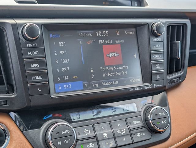 Used 2016 Toyota RAV4 Limited FWD image 23