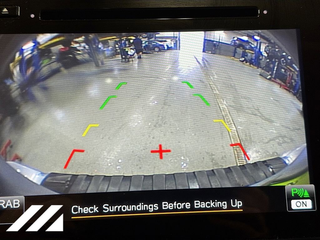 Used 2019 Subaru Outback 3.6R Limited image 16