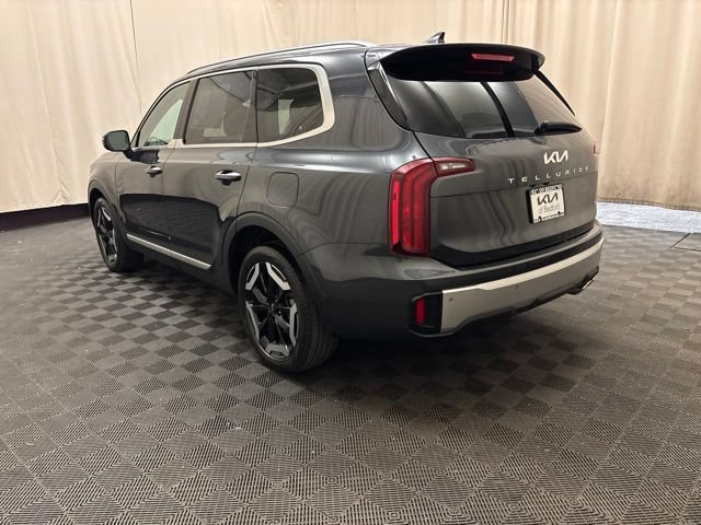 Certified 2023 Kia Telluride S w/ S Sunroof Package AWD/4WD image 7