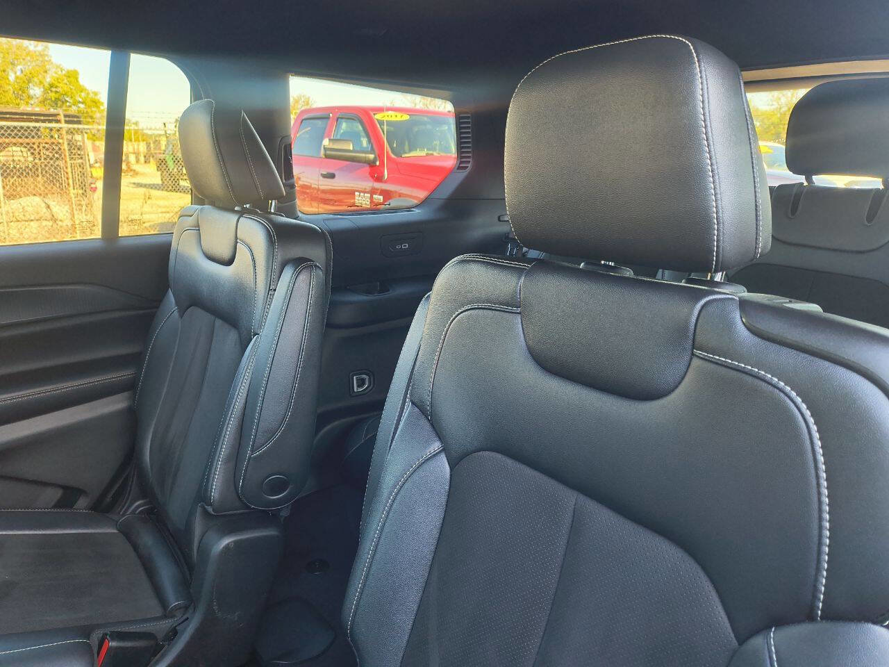 Used 2024 Jeep Grand Cherokee L Altitude image 25