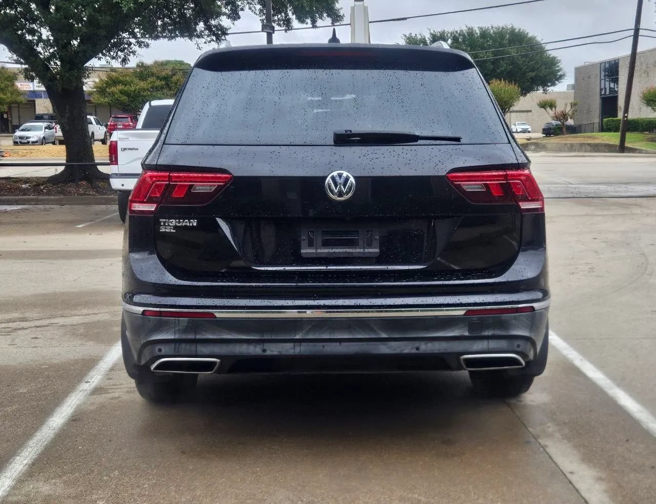 Used 2019 Volkswagen Tiguan SEL FWD image 4