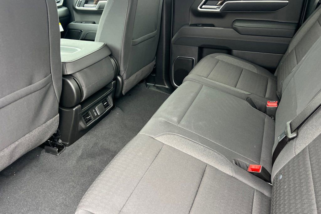 New 2026 Chevrolet Silverado 1500 LT image 9