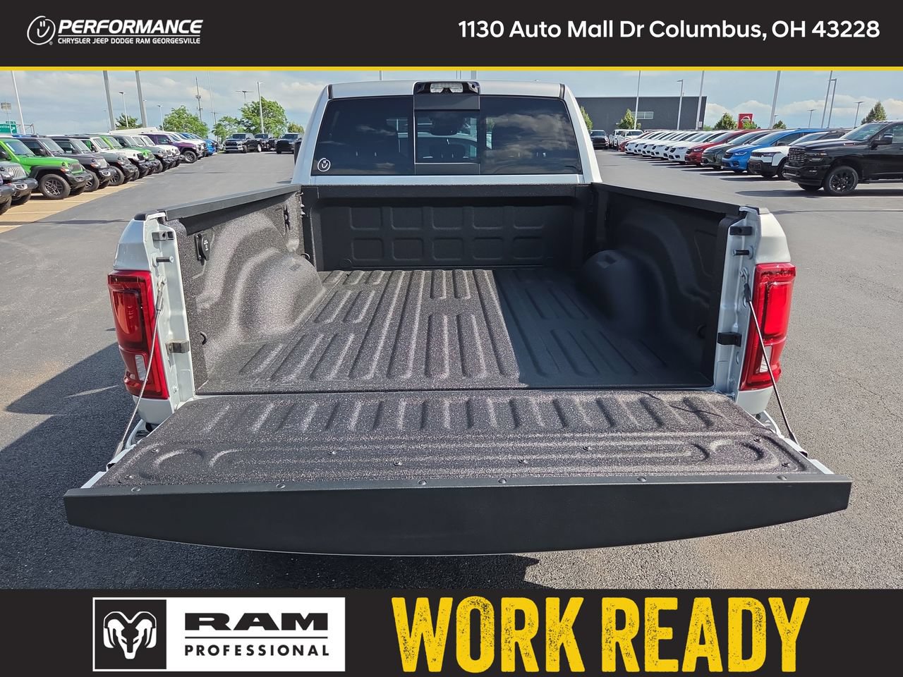 New 2026 RAM 2500 Big Horn AWD/4WD image 7