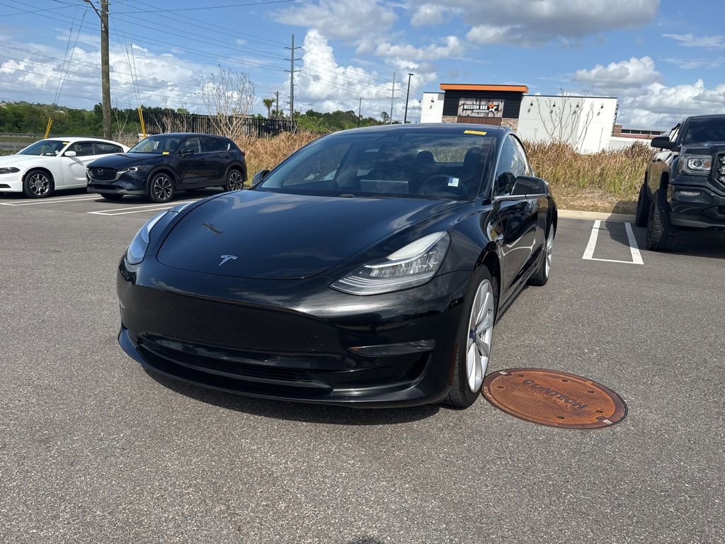 Used 2018 Tesla Model 3 Mid Range image 5