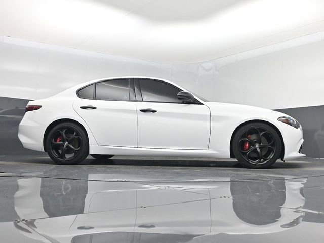 Used 2021 Alfa Romeo Giulia Ti Sport image 55