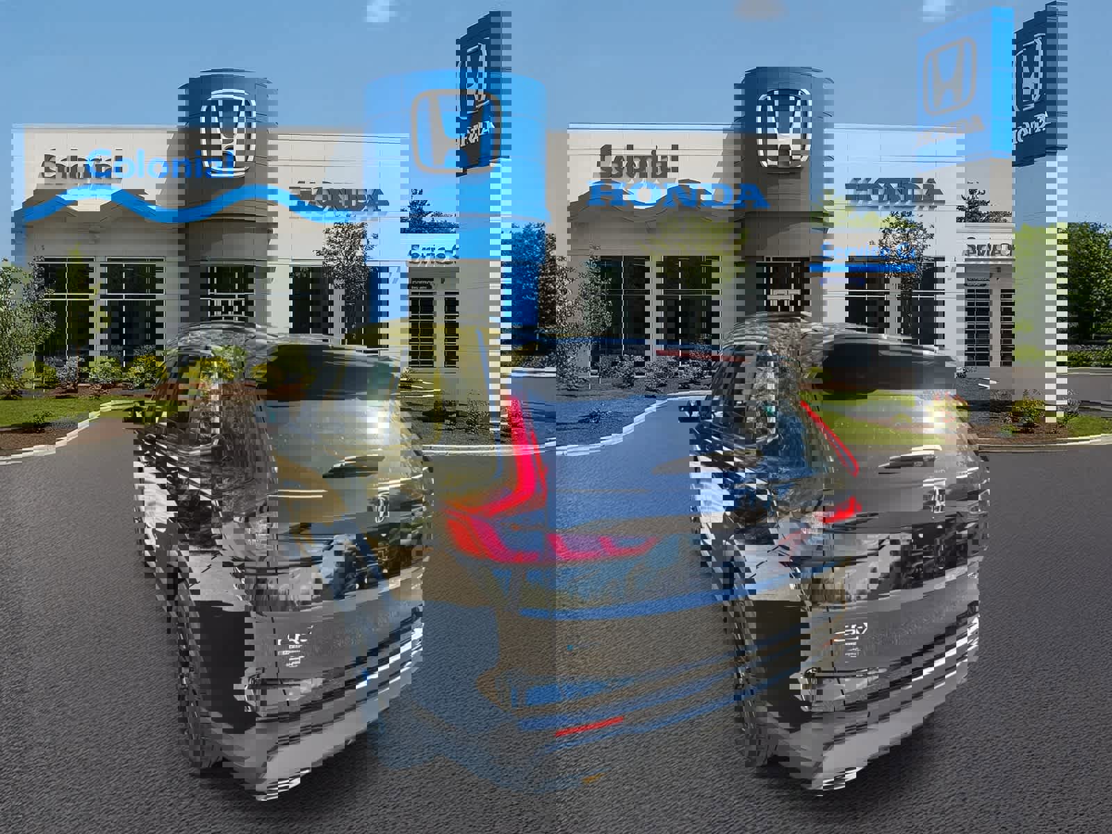 Certified 2023 Honda CR-V Sport Touring image 4