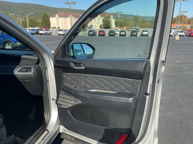 Used 2022 Hyundai Palisade Calligraphy w/ Cargo Package image 23