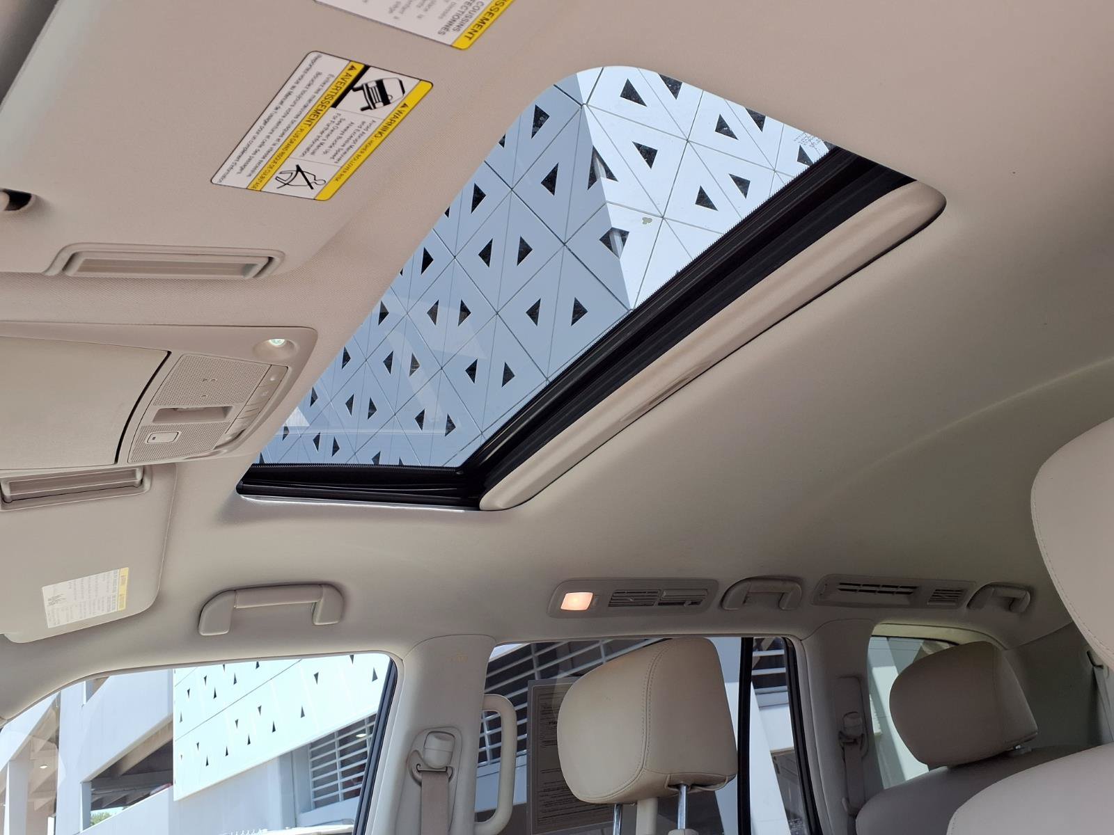 Used 2019 Nissan Armada Platinum w/ Captain's Chairs Package AWD/4WD image 6
