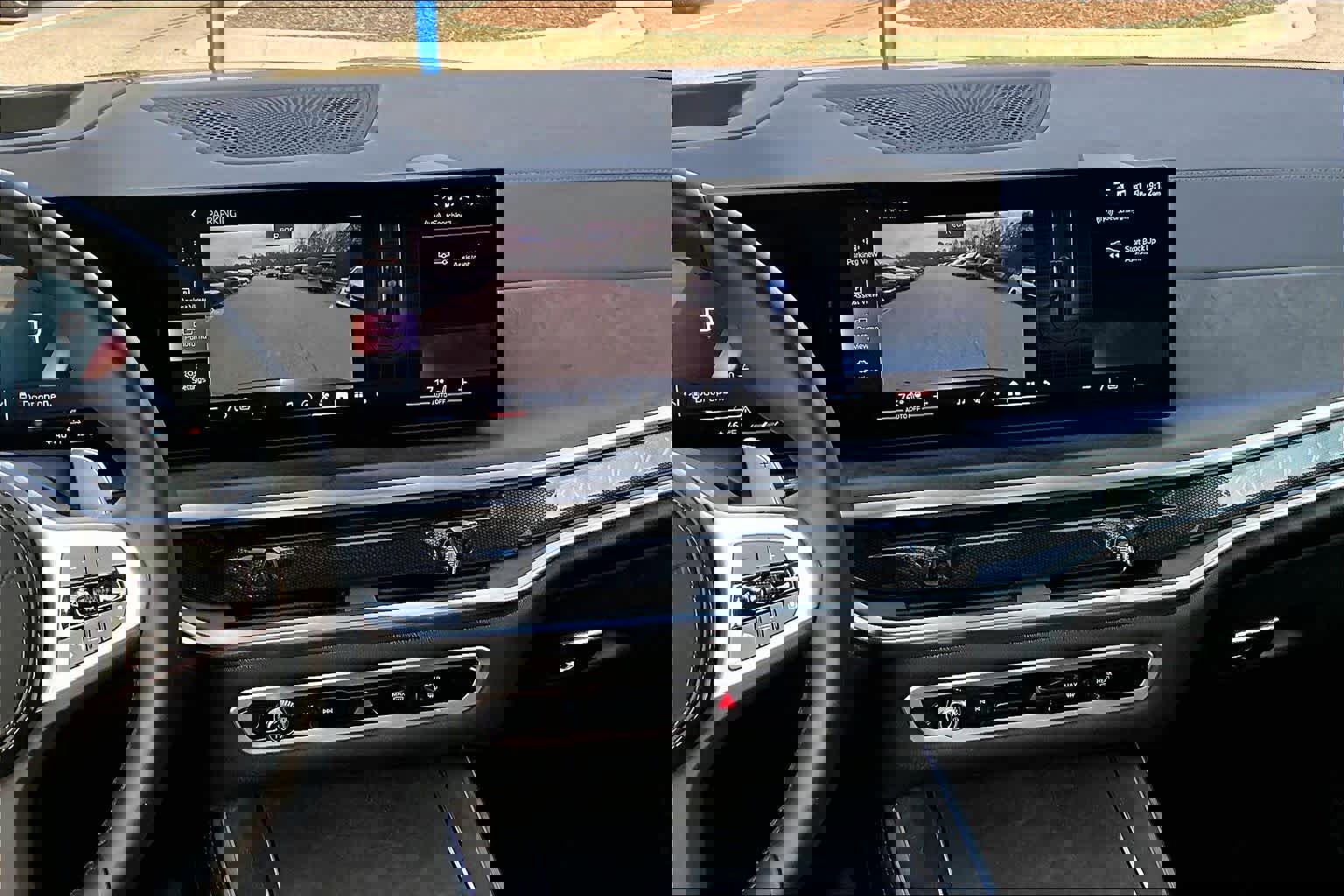 Used 2025 BMW X5 xDrive40i image 7