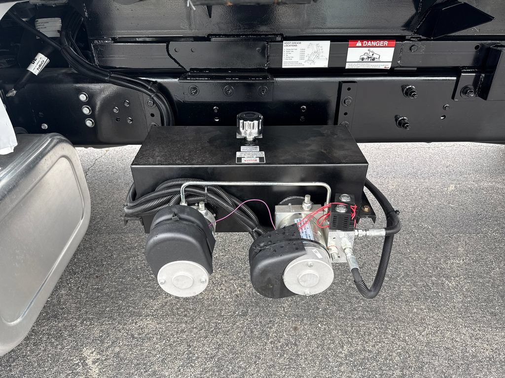 New 2027 Ford F650 2WD Regular Cab Super Duty image 12
