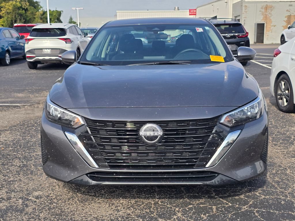 Used 2025 Nissan Sentra S FWD image 2