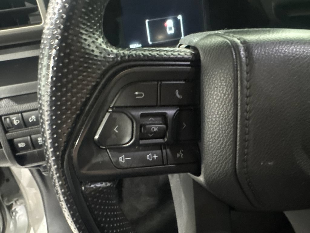 Used 2025 Toyota Tacoma SR RWD image 5