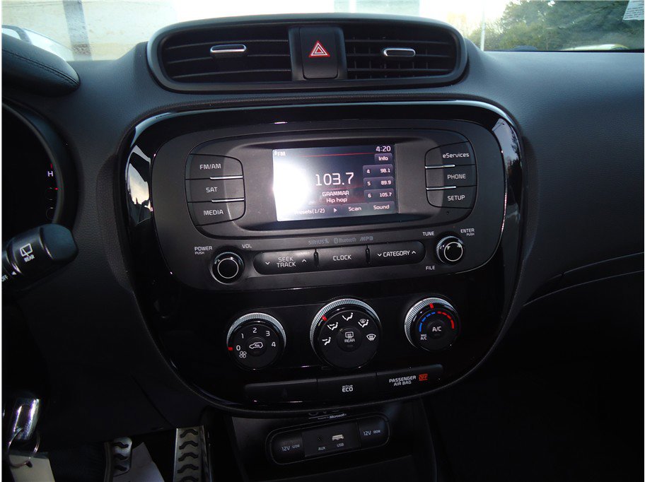 Used 2016 Kia Soul ! w/ Umber Package 1 image 21