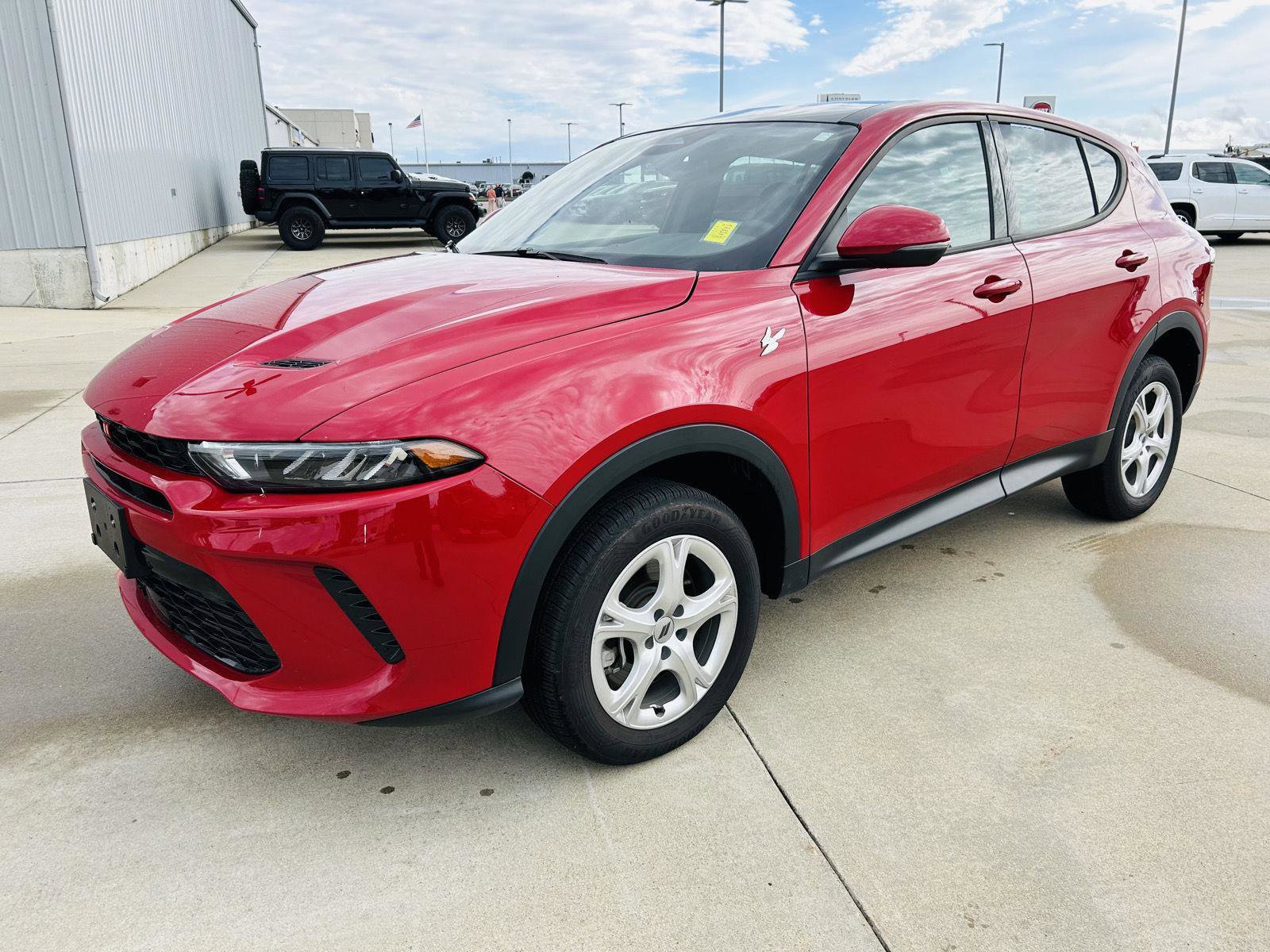 Used 2024 Dodge Hornet GT AWD/4WD image 36